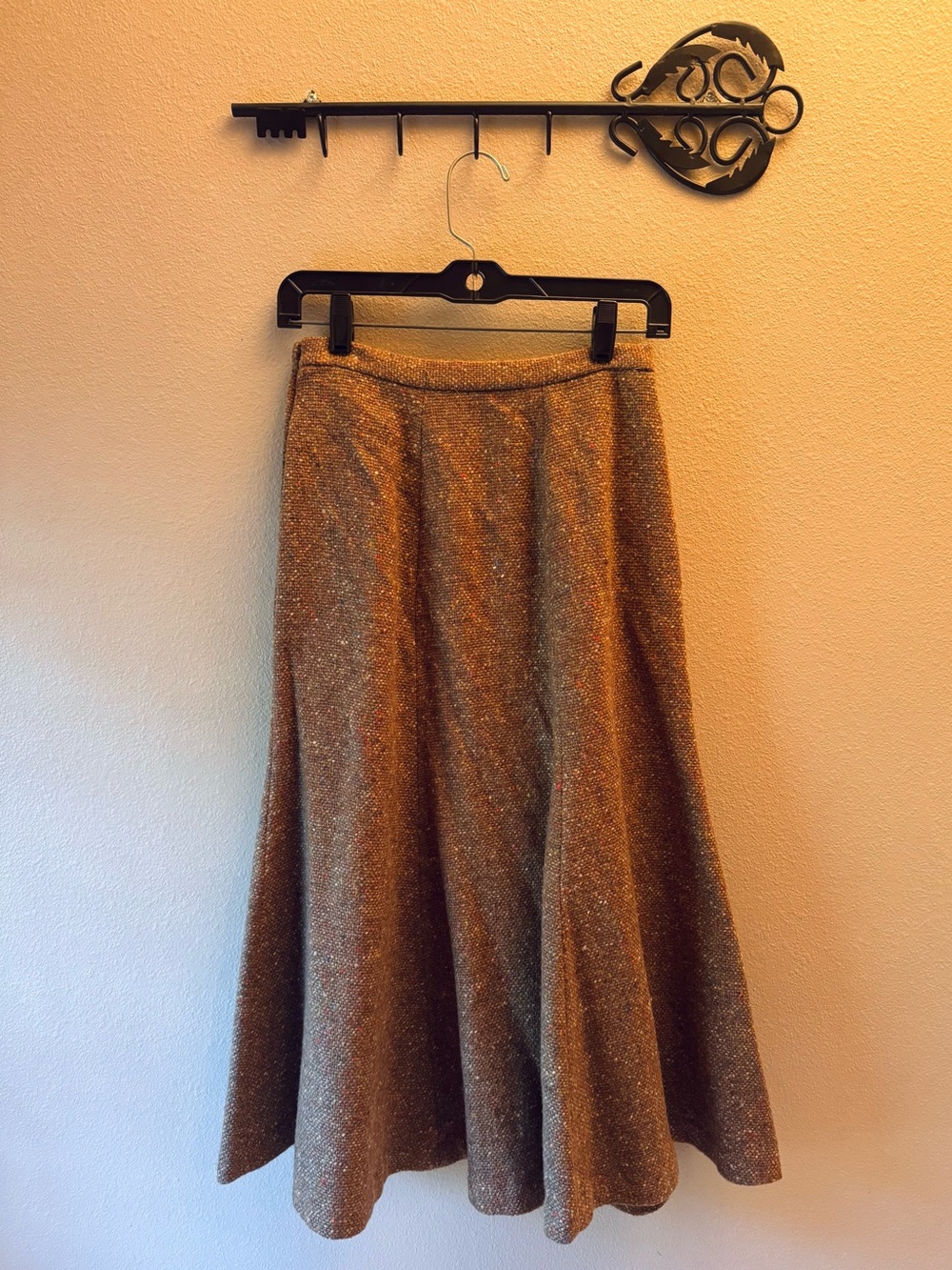 Vintage 70’s Wool Perry Ellis Long Skirt: 26 Waist - Picture 2 of 5